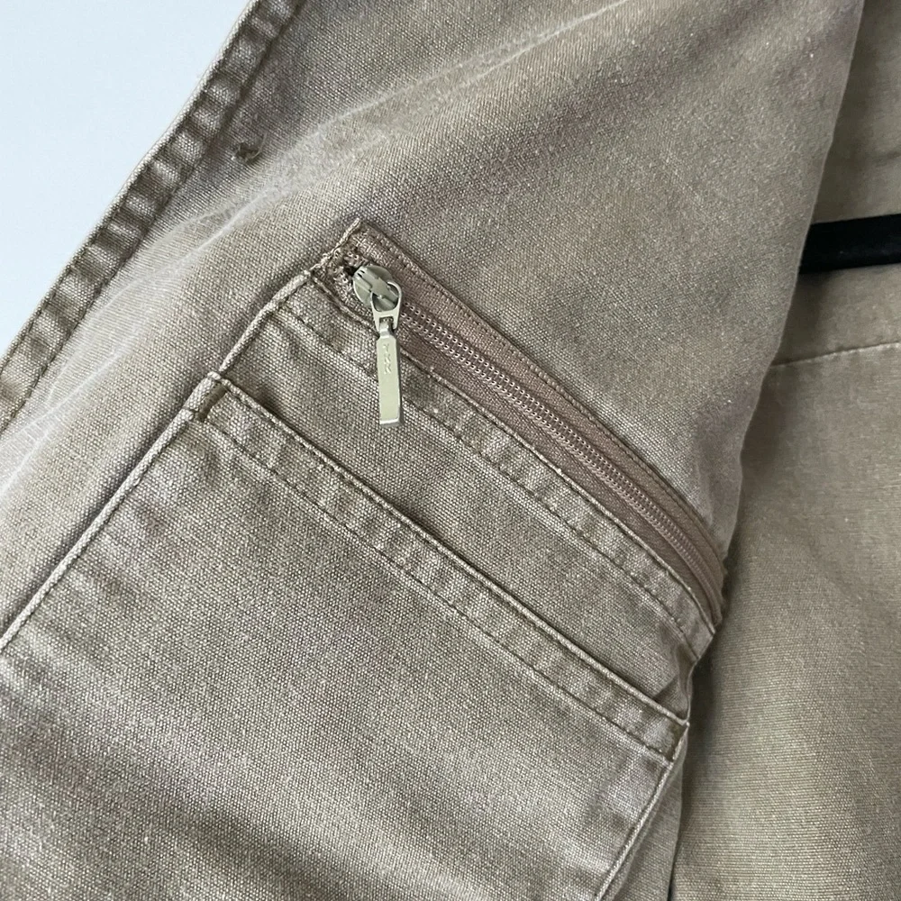Trail Design Utility Vest with Multiple Pockets